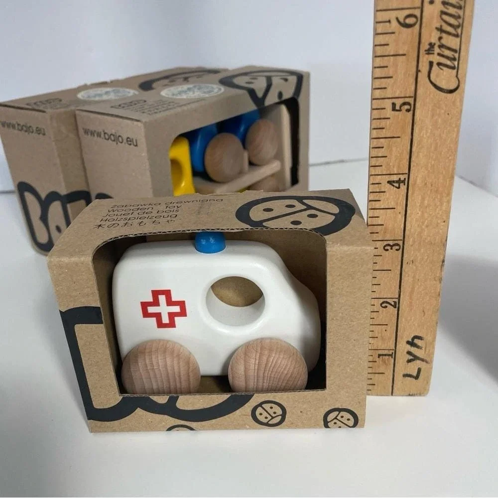 Bajo Wooden Toy Truck Emergency Vehicle Set - Police Ambulance Fire‎ Tow Truck